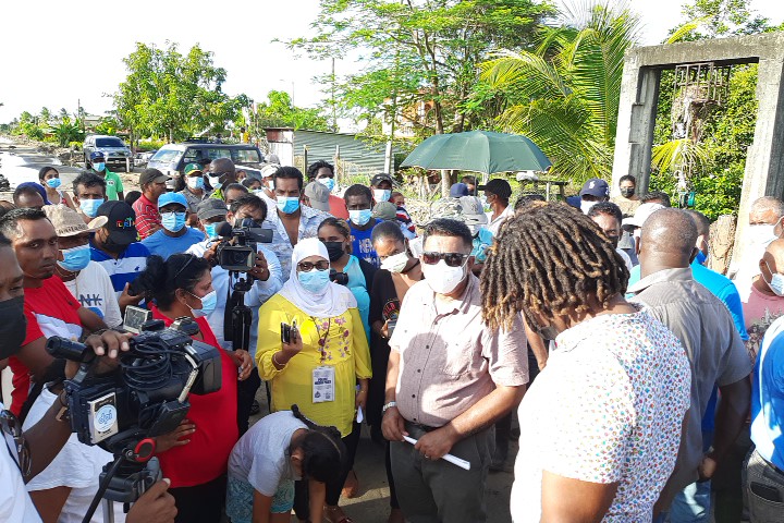 Yards at Wash Clothes, Mahaicony to be drained this week