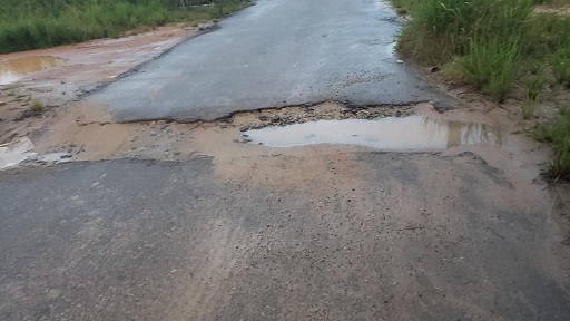 Motorcyclist dies while fleeing police