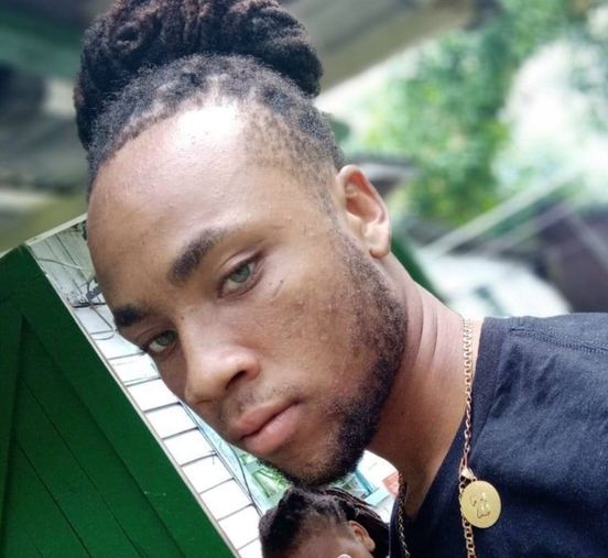 Footballer gunned down during robbery