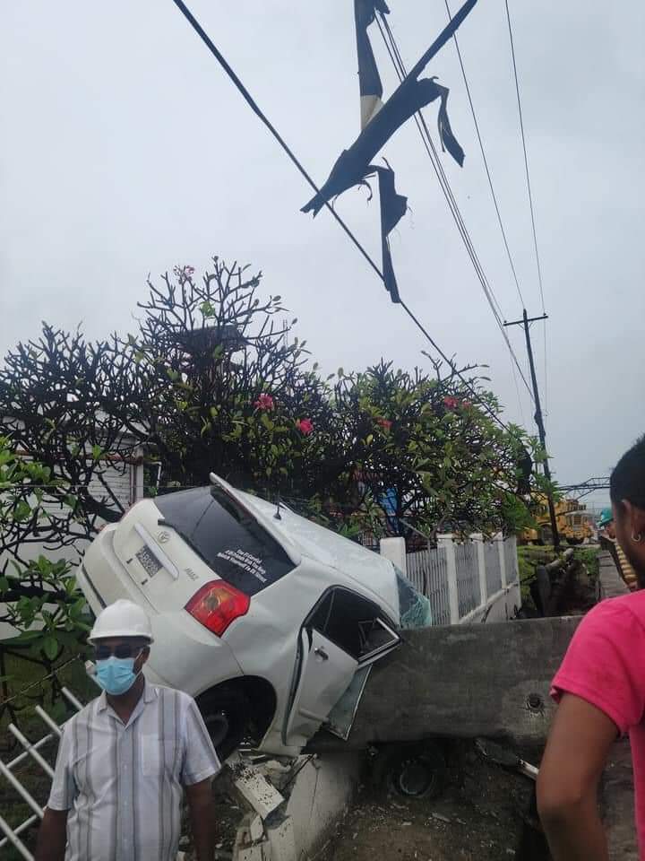 Teenager dies in horrific accident