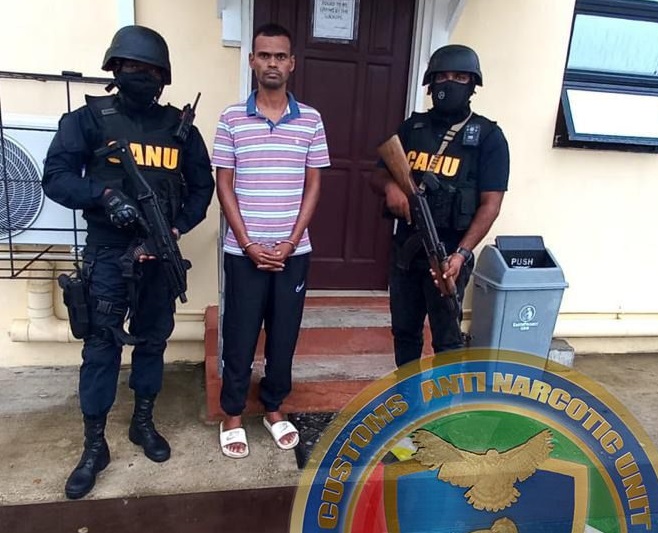 Cocaine trafficking accused in jail pending trial