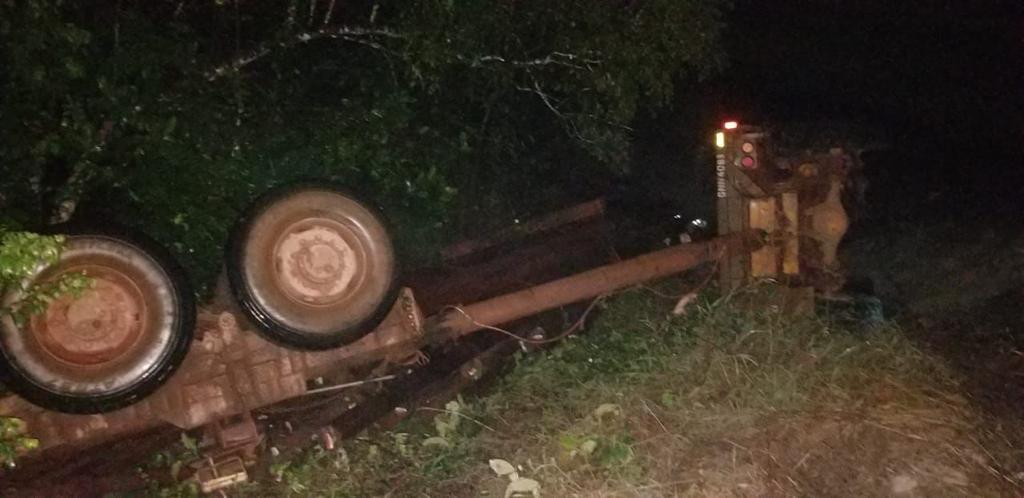 Three porters pinned to death in Kuru Kururu accident