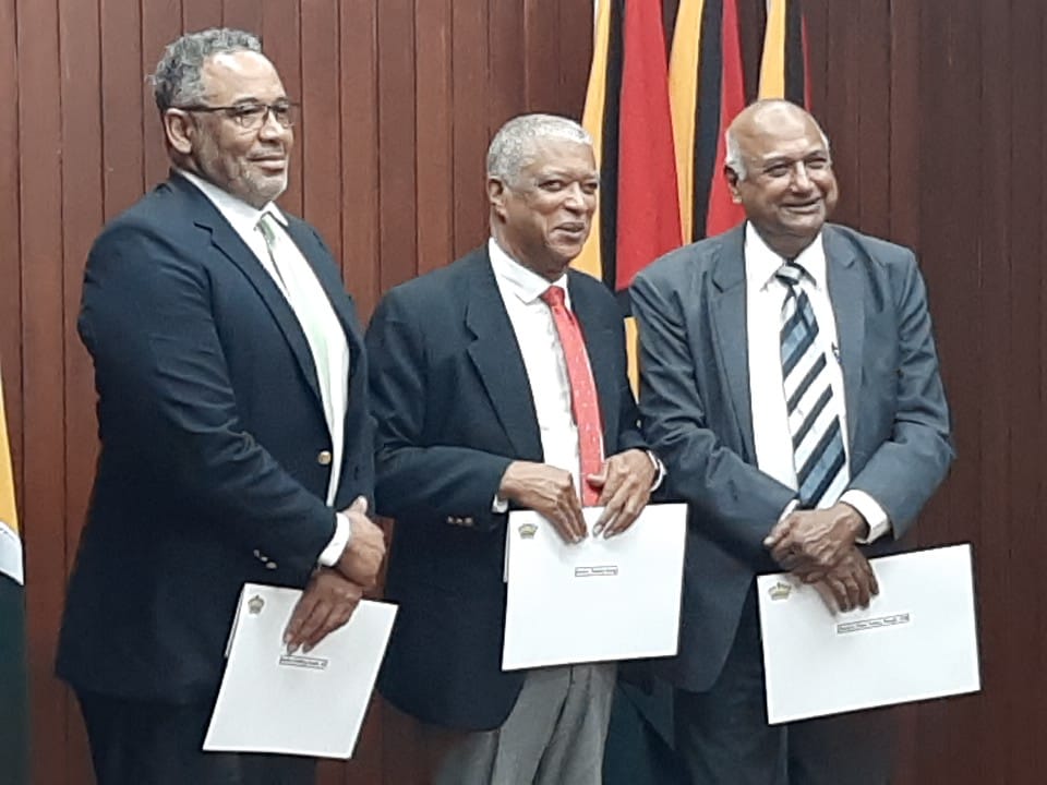 Commissioners to probe 2020 general and regional elections sworn in