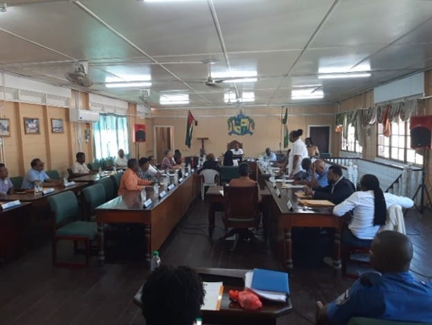 City Council adjourns meeting due to heat, “activities”