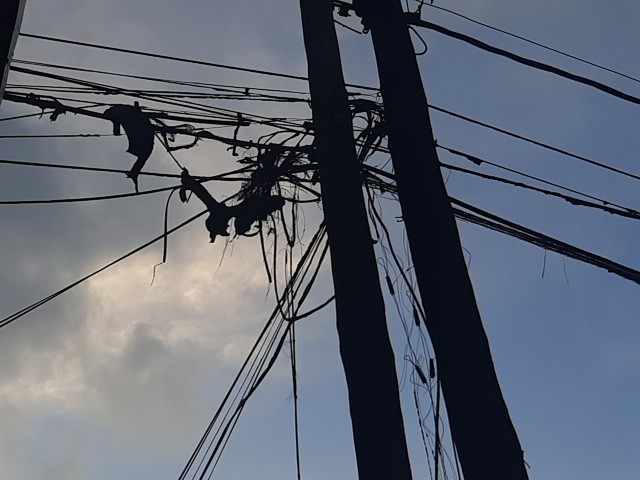 Garbage fire burns fibre optic cable, causes Internet outage in several city areas