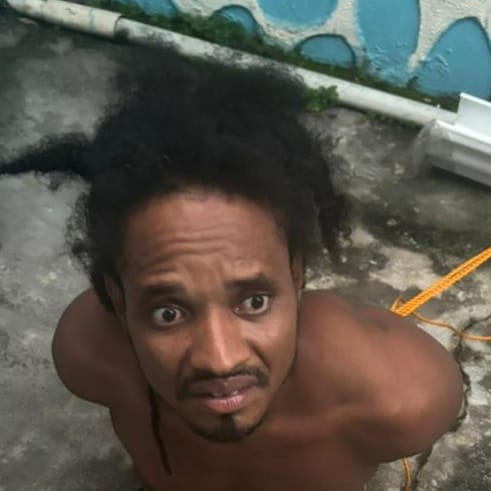 4 robbers tie up off-duty fireman, use car to rob businesswoman, goldsmiths