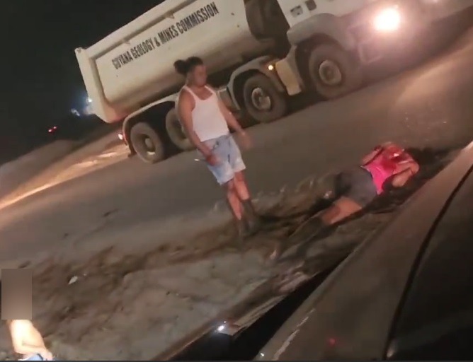 Man arrested for brutal highway stabbing of wife