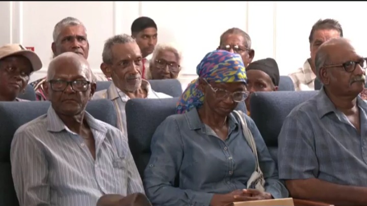 One-off payments to persons short on NIS contributions