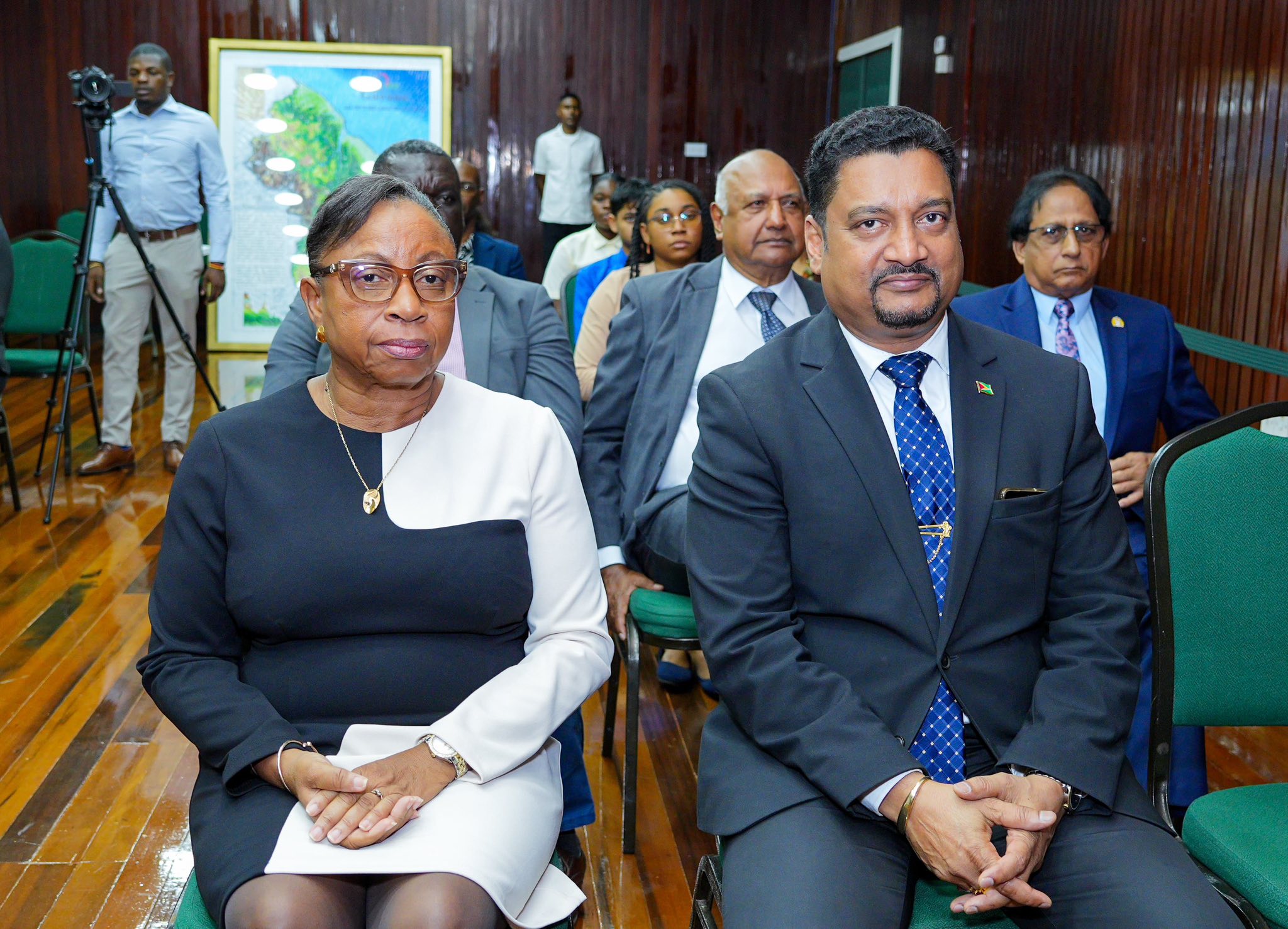 Acting Chancellor, Acting Chief Justice sworn in