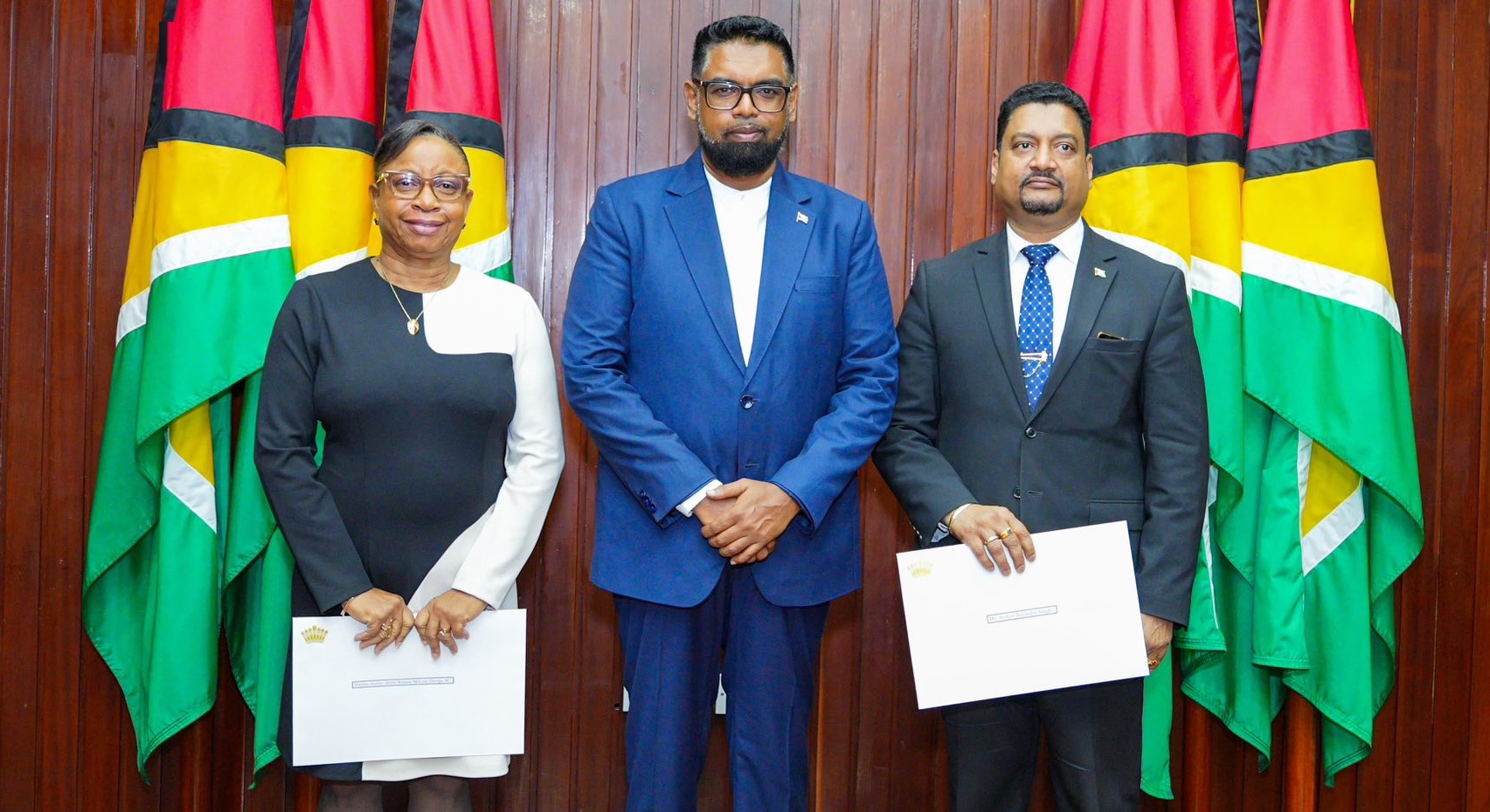 Acting Chancellor, Acting Chief Justice sworn in