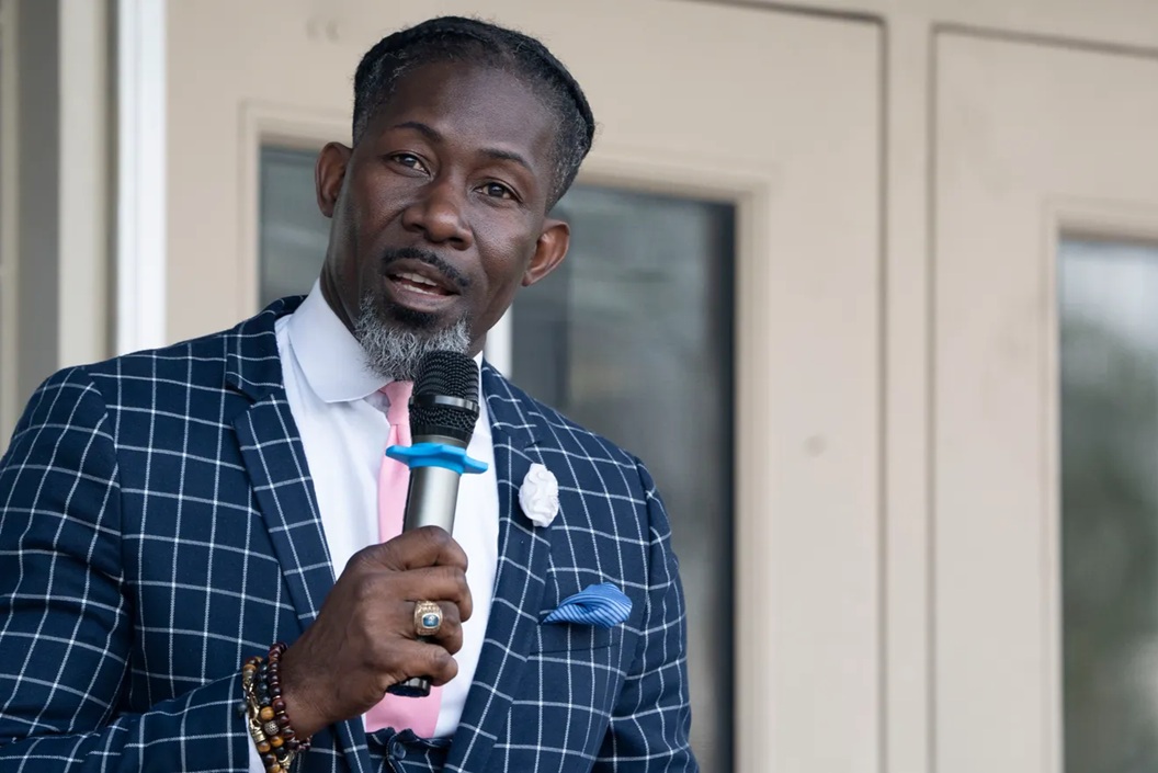 Guyana-born U.S. public schools superintendent detained after fleeing ICE traffic stop