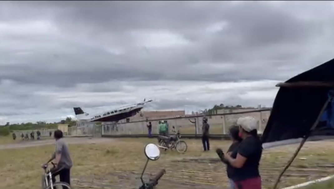 Aircraft grounded, pilot suspended after landing near school