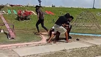 Teenagers arrested for Windsor Forest assault, victim asked to contact police