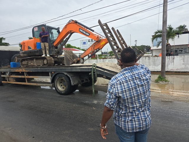 Standoff over Critchlow Labour College with private university’s principal