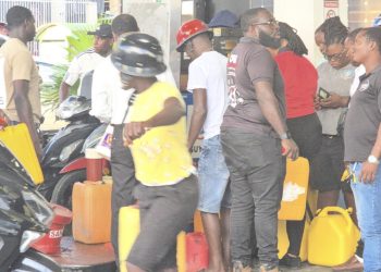 Fuel panic buying, despite assurances supplies arriving