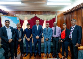 PNCR/APNU leader shrugs off more defections to PPP