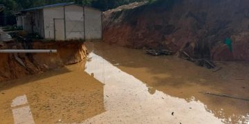 Alphonsos, Azruddin Mohamed in row over gold mining rights at quarry concession
