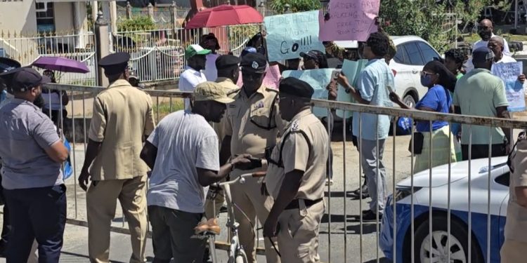 Ali shrugs off calls for Edghill to go