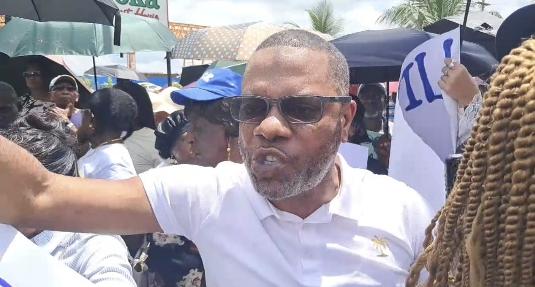 Opposition protesters storm Watooka House where VP Jagdeo holds outreach